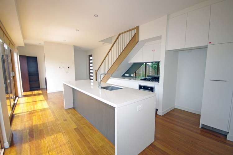 Fourth view of Homely townhouse listing, 5/1 Bleazby Street, Bentleigh VIC 3204