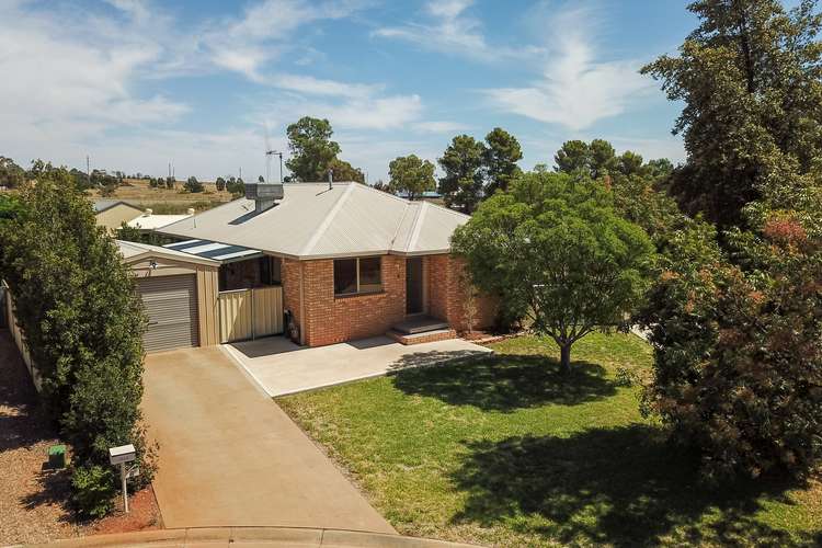 6 Endeavour Place, Parkes NSW 2870