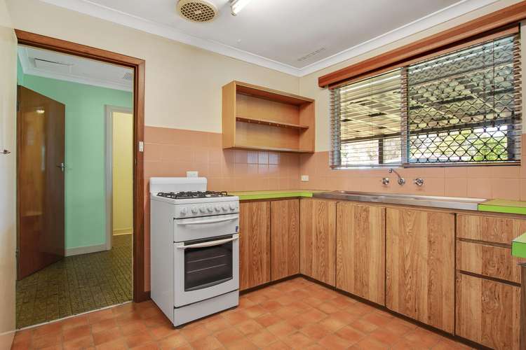Fifth view of Homely house listing, 9 Bryant Close, East Bunbury WA 6230
