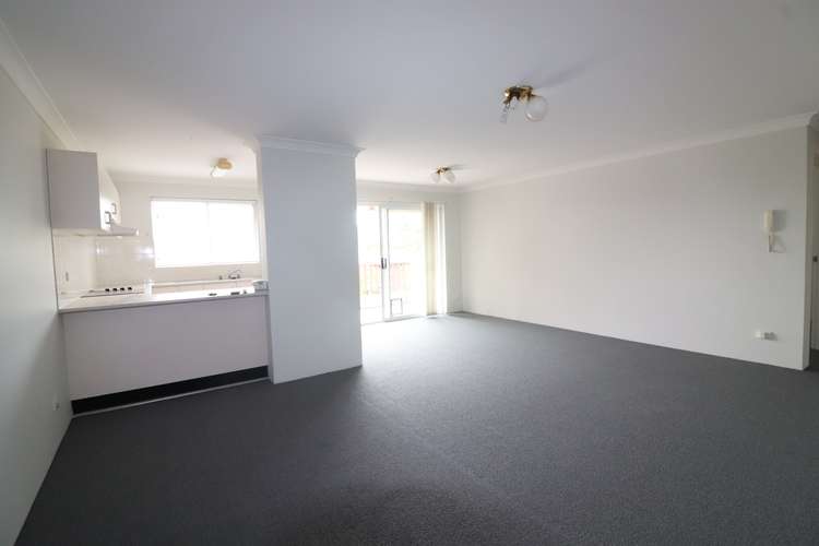 Second view of Homely unit listing, 10/58 Glencoe St, Sutherland NSW 2232