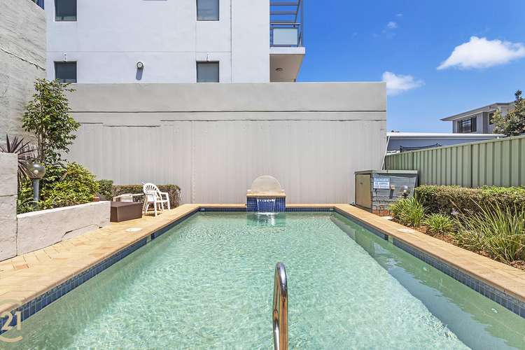 Third view of Homely apartment listing, 10/2-4 Soldiers Point Road, Soldiers Point NSW 2317