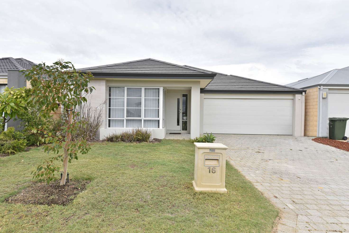 Main view of Homely house listing, 16 Cosmia Grove, Jindalee WA 6036