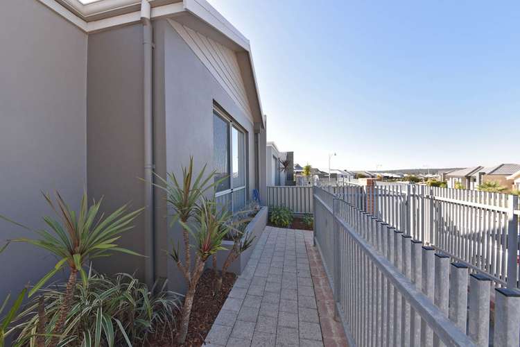 Second view of Homely house listing, 7 Pomelaa Way, Clarkson WA 6030