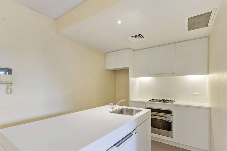 Third view of Homely apartment listing, 202/45 Shelley Street, Sydney NSW 2000