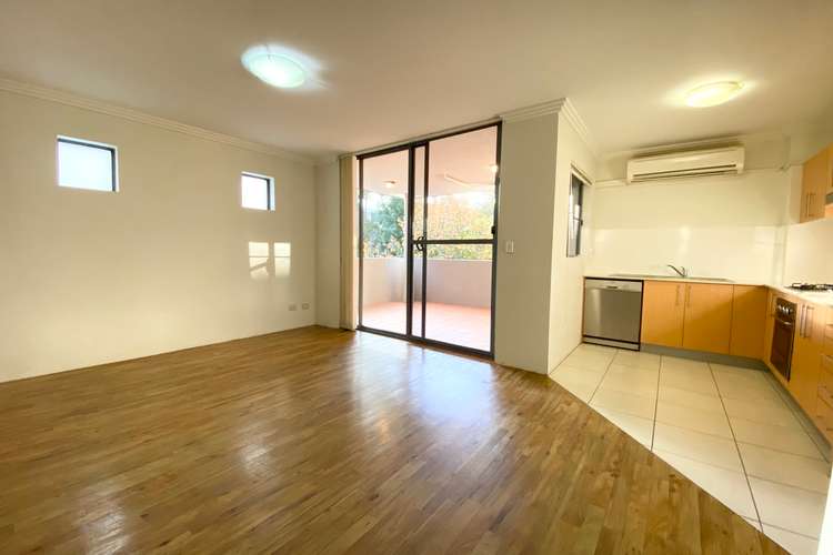 Third view of Homely apartment listing, 23/18-22 Gray Street, Sutherland NSW 2232
