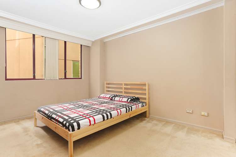 Third view of Homely apartment listing, 215/158 Day Street, Sydney NSW 2000
