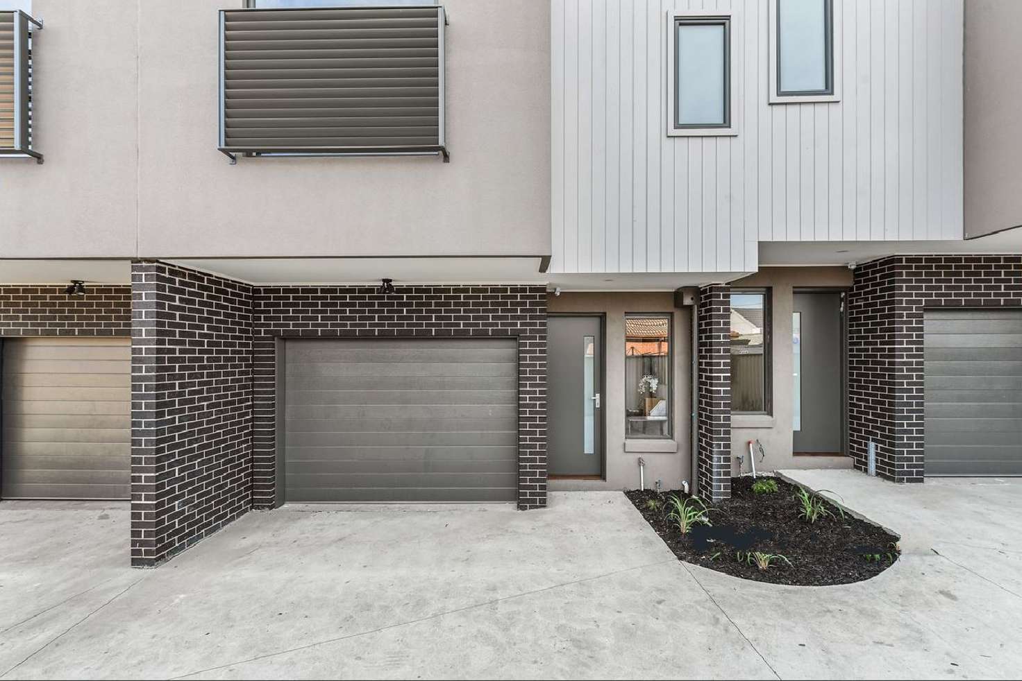 Main view of Homely townhouse listing, 4/63 Royal Ave, Springvale VIC 3171