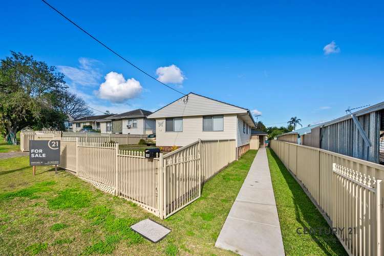 Main view of Homely house listing, 10 Box Place, Gateshead NSW 2290