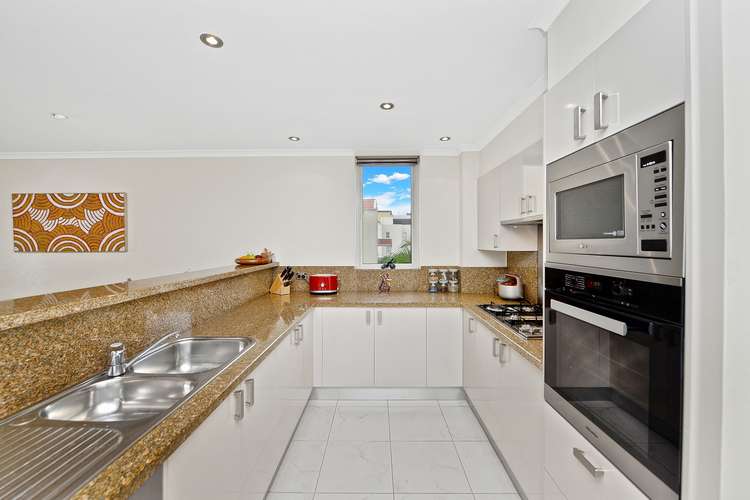 Fourth view of Homely apartment listing, 3 Wulumay Close, Rozelle NSW 2039