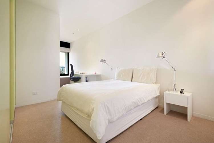 Third view of Homely apartment listing, 804/300 Swanston Street, Melbourne VIC 3000