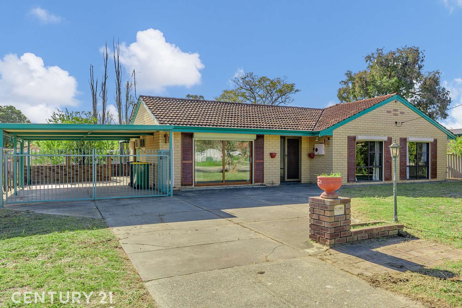 Main view of Homely house listing, 10 Knight Street, Langford WA 6147