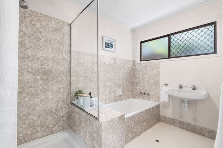 Sixth view of Homely house listing, 33 Mountjoy Terrace, Wynnum QLD 4178