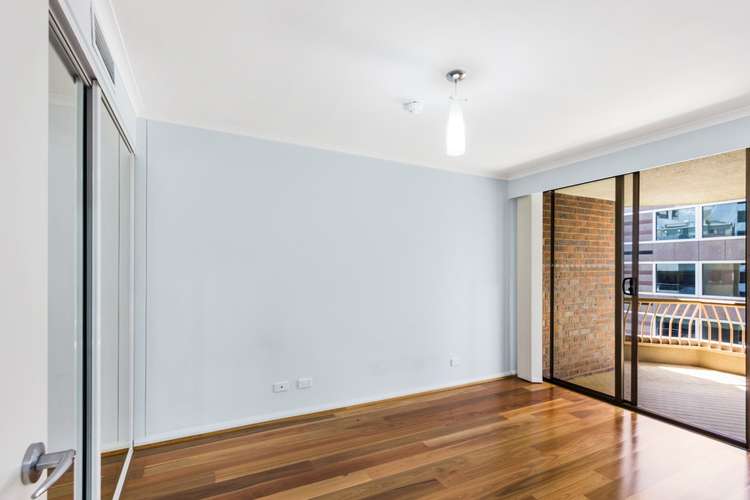 Fifth view of Homely apartment listing, 927/37 King Street, Sydney NSW 2000