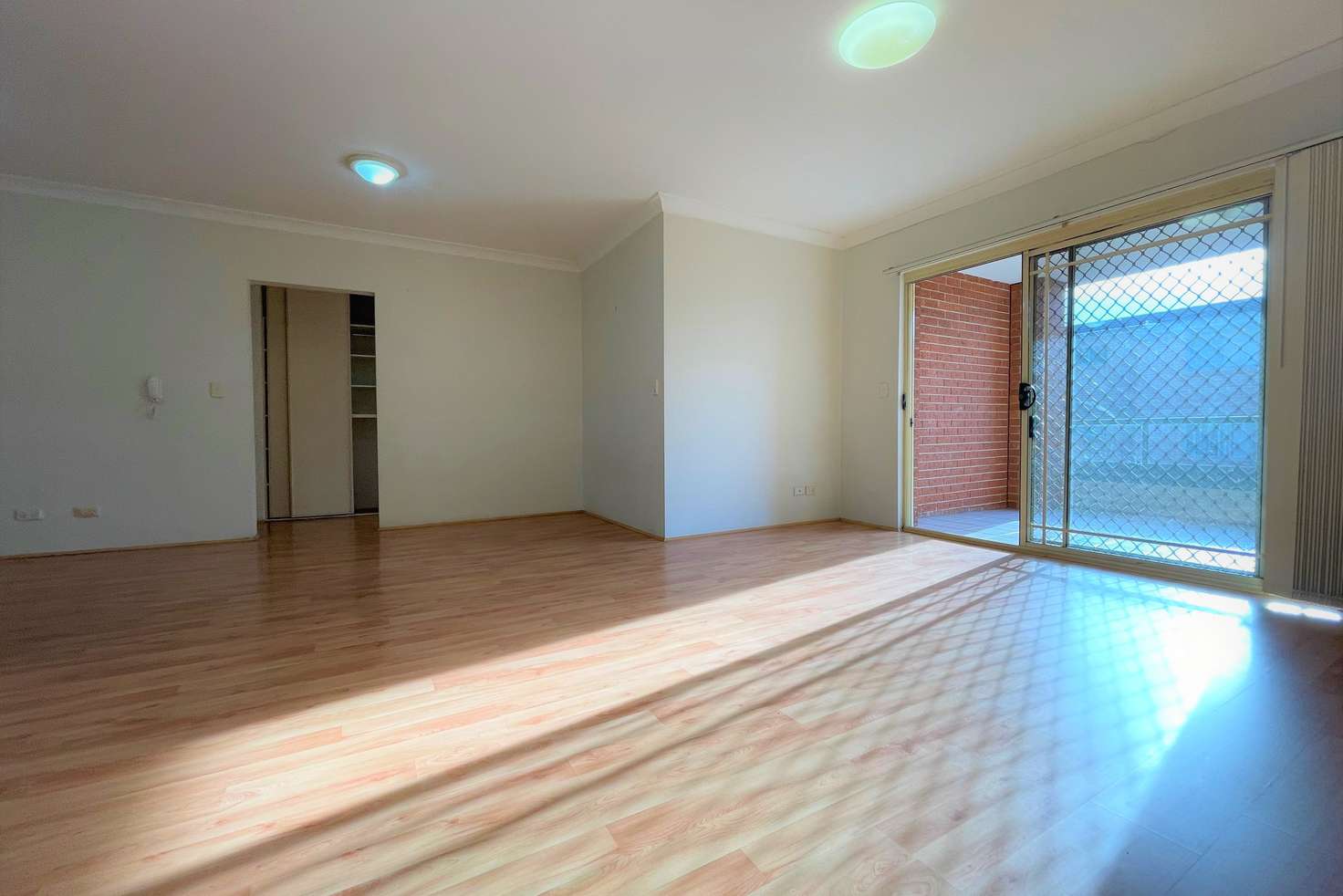 Main view of Homely unit listing, 8/1-5 Apsley Street, Penshurst NSW 2222