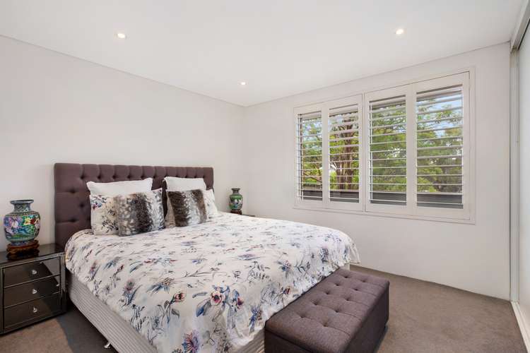 Third view of Homely apartment listing, 4/37 The Avenue, Rose Bay NSW 2029