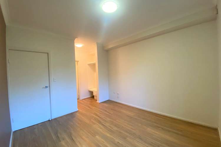 Fourth view of Homely apartment listing, 4/40-42 Lydbrook Street, Westmead NSW 2145