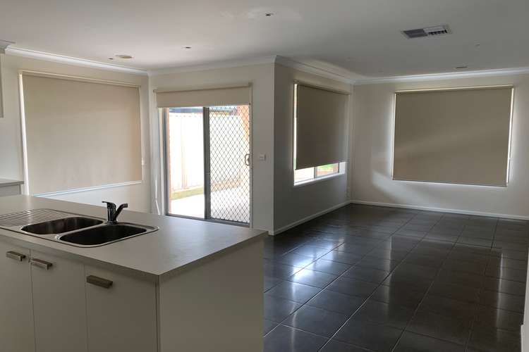 Fifth view of Homely house listing, 6 Cockatoo Road, Pakenham VIC 3810