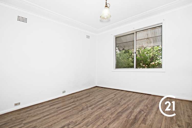 Sixth view of Homely house listing, 1 Francine Street, Seven Hills NSW 2147