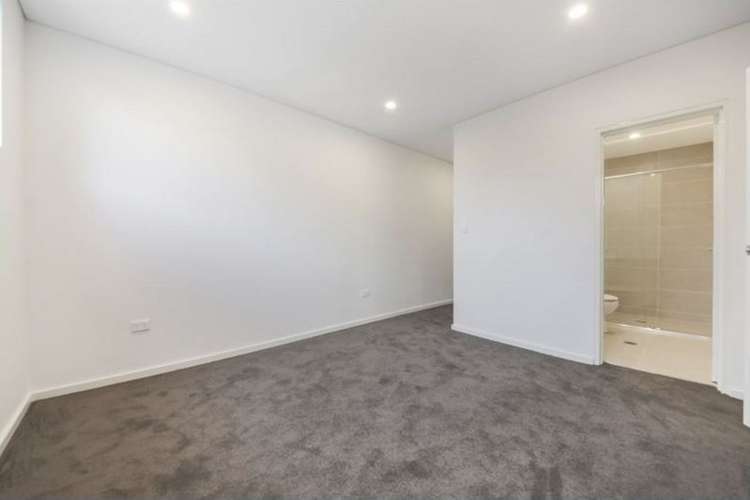 Fourth view of Homely apartment listing, 5/271 Dunmore Street, Pendle Hill NSW 2145