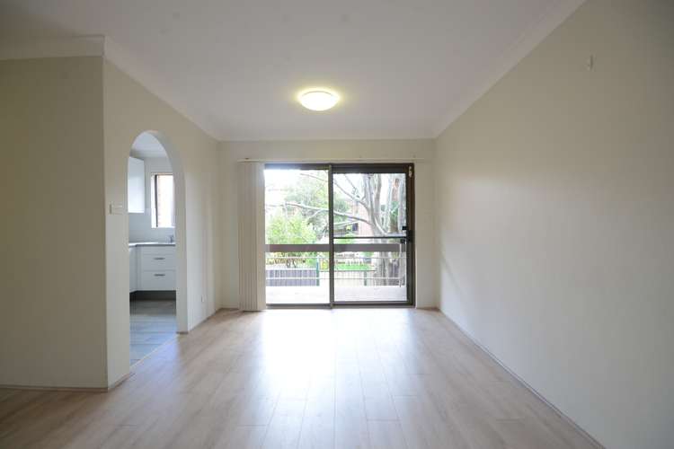 Fourth view of Homely apartment listing, 4/33 Park Ave, Westmead NSW 2145