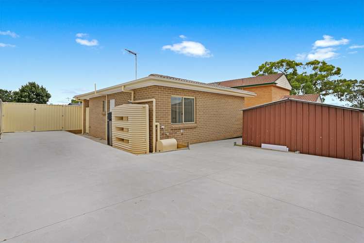 21a STROMEFERRY CRES, St Andrews NSW 2566