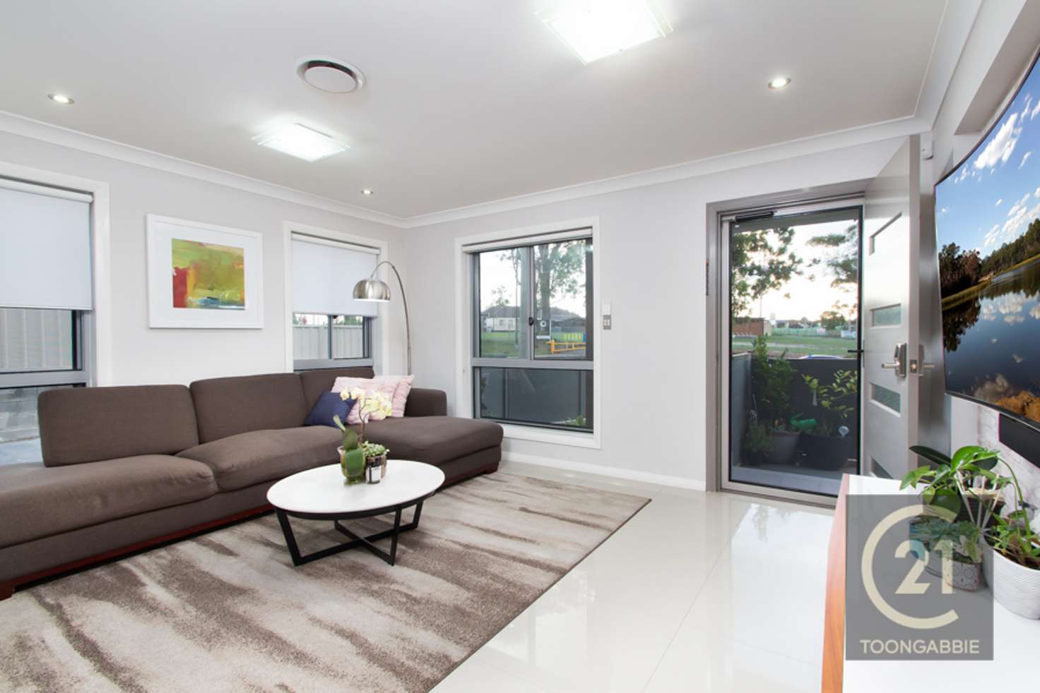 Main view of Homely townhouse listing, 2/17 Fox Hills Cre, Toongabbie NSW 2146