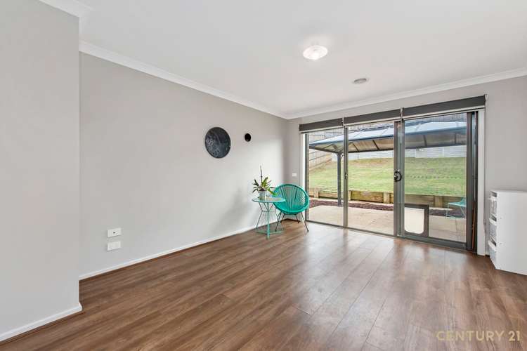 Fifth view of Homely house listing, 58 Meadowlea Crescent, Pakenham VIC 3810