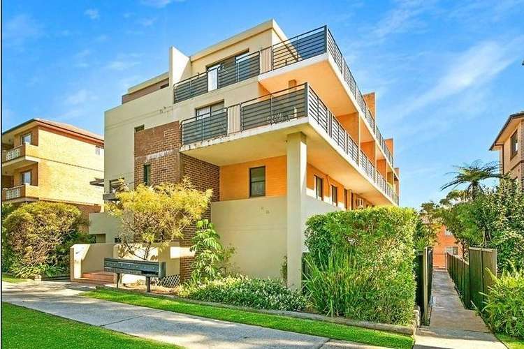 Main view of Homely apartment listing, 11/31-33 Woids Avenue, Hurstville NSW 2220