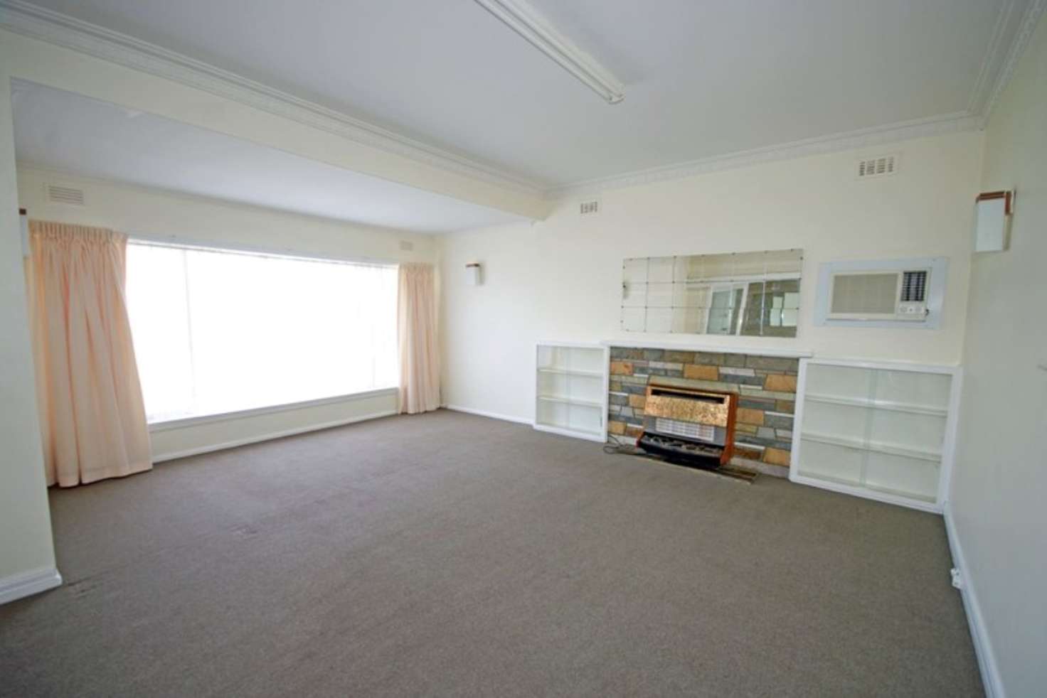 Main view of Homely house listing, 23 Hutchinson Street, Bentleigh VIC 3204