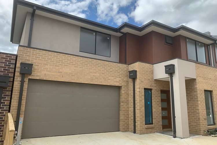 Main view of Homely townhouse listing, 2/50 Tinks Road, Narre Warren VIC 3805