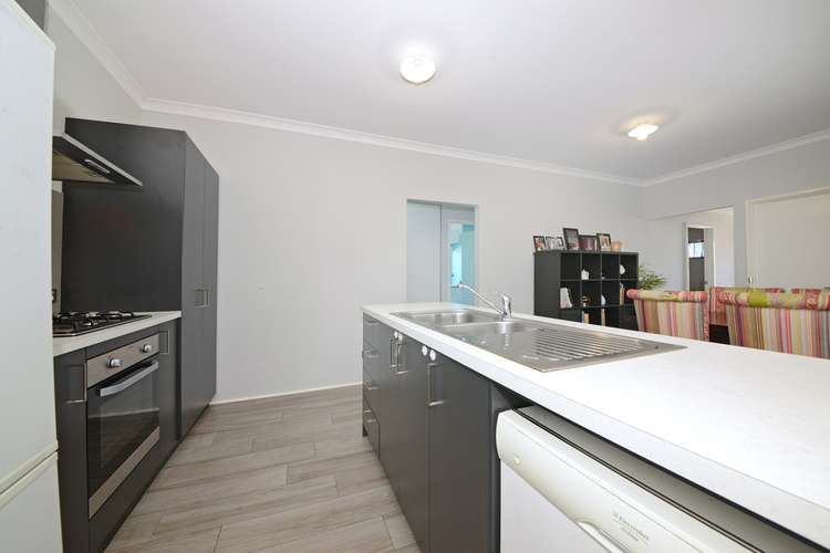 Seventh view of Homely house listing, 5 Indus Vista, Alkimos WA 6038