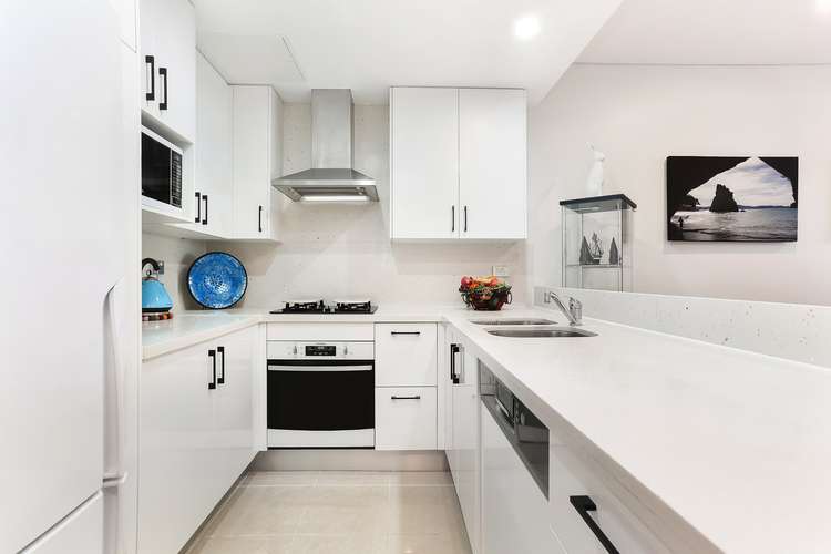 Third view of Homely apartment listing, 5801/93 Liverpool St, Sydney NSW 2000