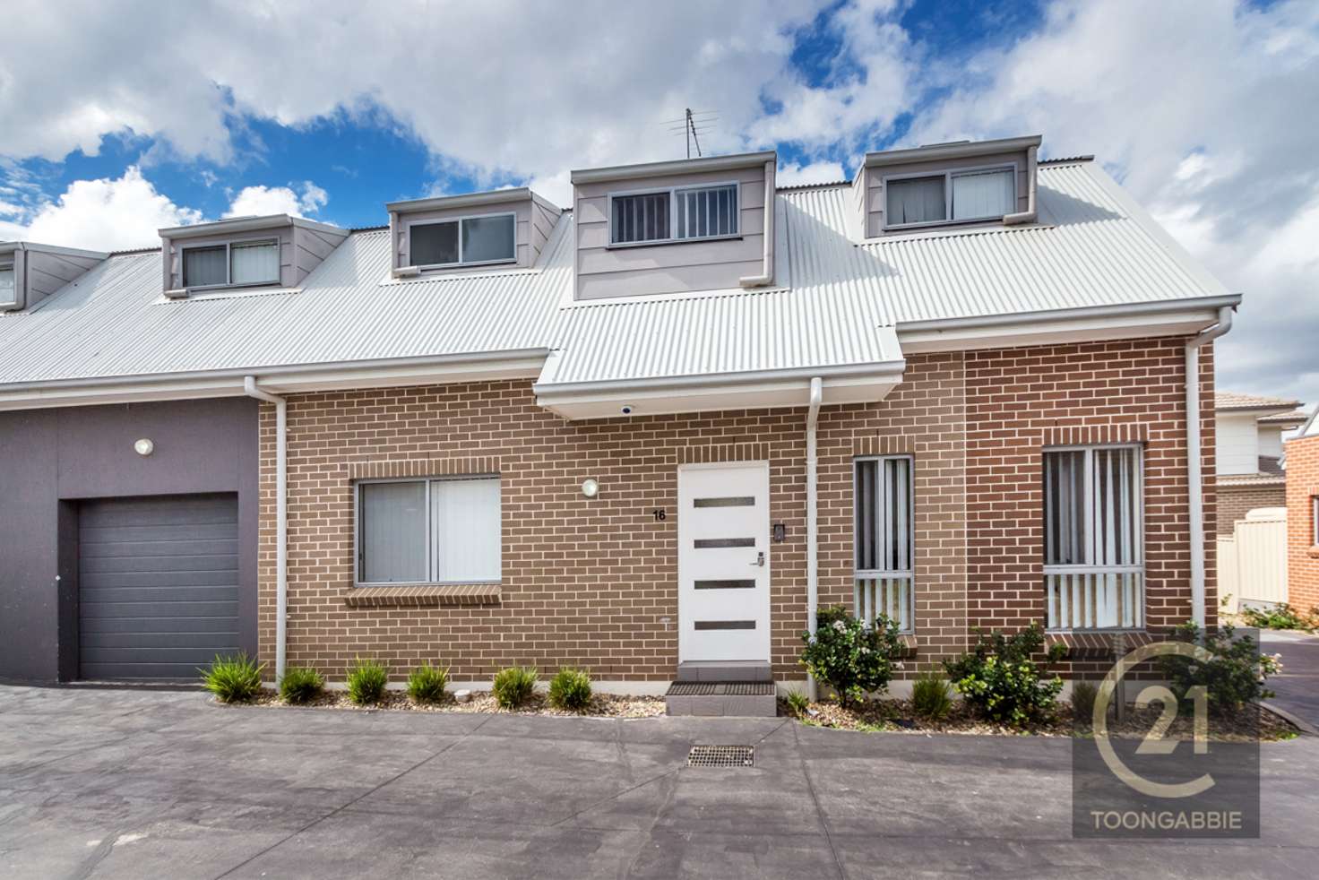 Main view of Homely townhouse listing, 16/166-170 Targo Road, Girraween NSW 2145