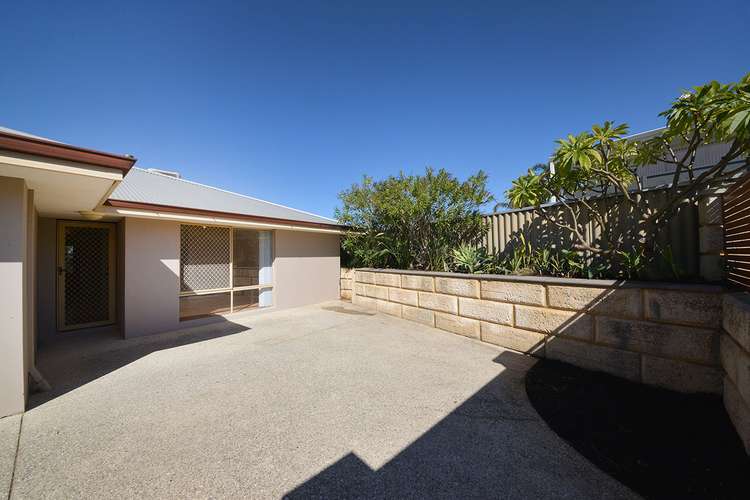 Fourth view of Homely house listing, 6 Pridmore Glen, Clarkson WA 6030