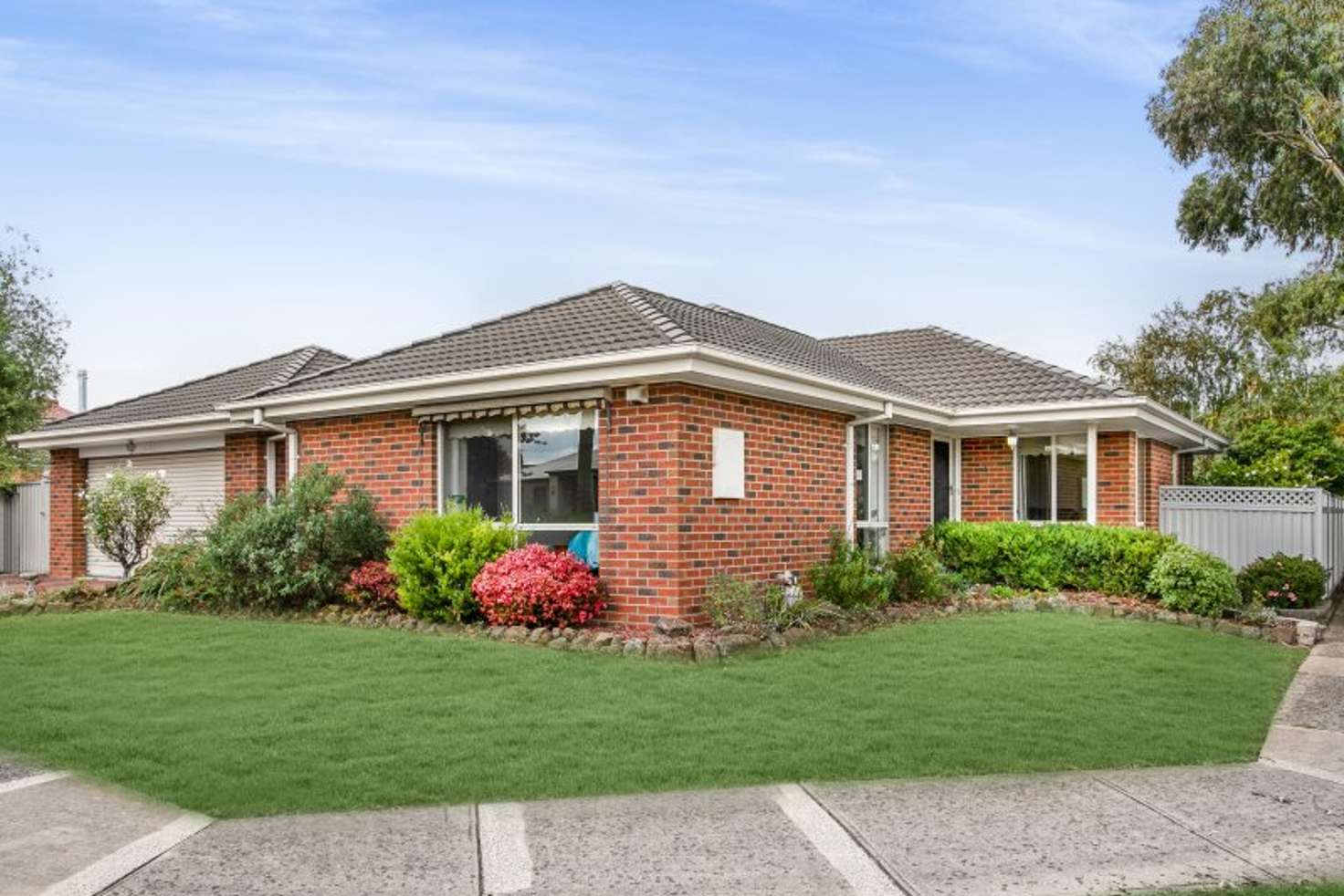 Main view of Homely house listing, 27 Oaklands Way, Pakenham VIC 3810
