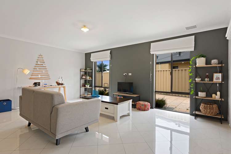 Seventh view of Homely house listing, 5 Apsley Circle, Millbridge WA 6232