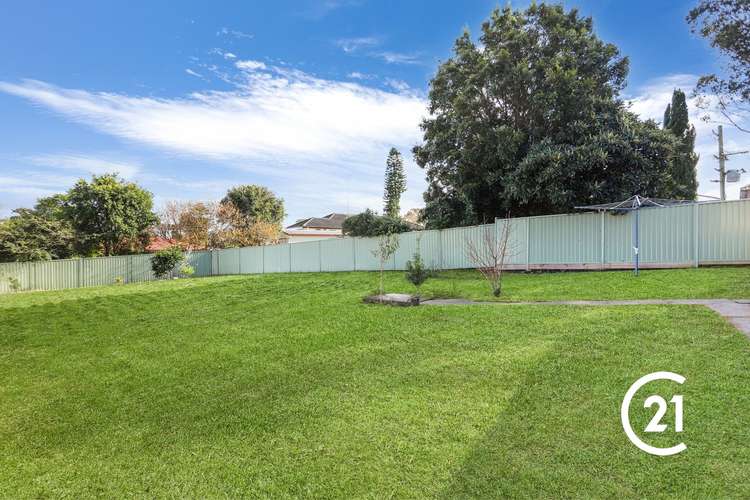 Fifth view of Homely house listing, 32 Dawn Drive, Seven Hills NSW 2147