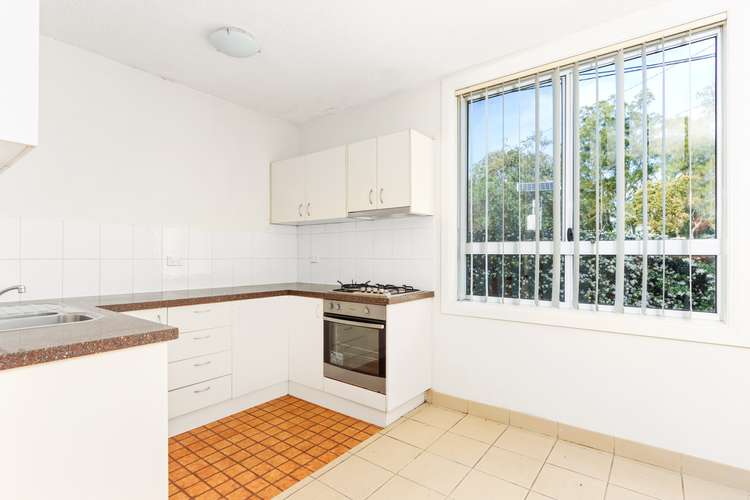 Third view of Homely apartment listing, 2/64 Beauchamp Rd, Hillsdale NSW 2036