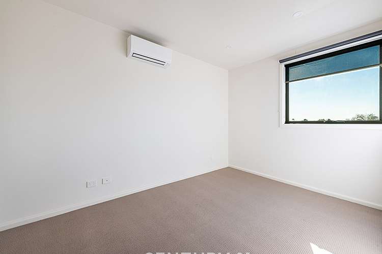 Fifth view of Homely apartment listing, 2/551 North Road, Ormond VIC 3204