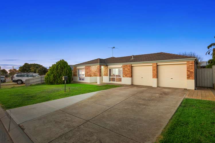 Second view of Homely house listing, 32 Yeovil Circuit, Craigmore SA 5114