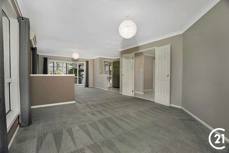 Sixth view of Homely house listing, 1 Pentland Close, Ferny Grove QLD 4055