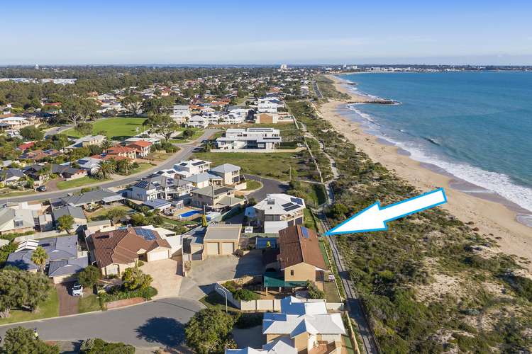Fifth view of Homely house listing, 1/12 Quamby Court, Silver Sands WA 6210