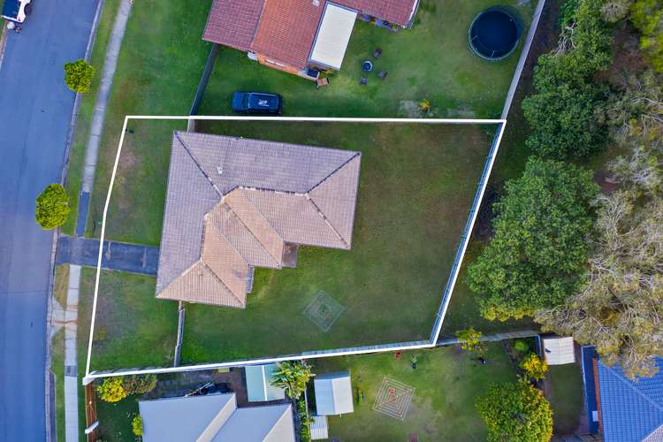 Second view of Homely house listing, 8 Bluebird Parade, Bokarina QLD 4575