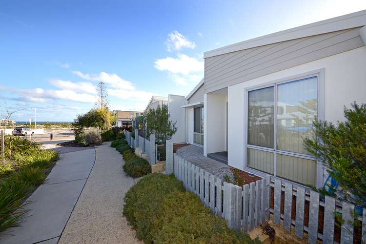 Second view of Homely house listing, 15 Broach Way, Alkimos WA 6038