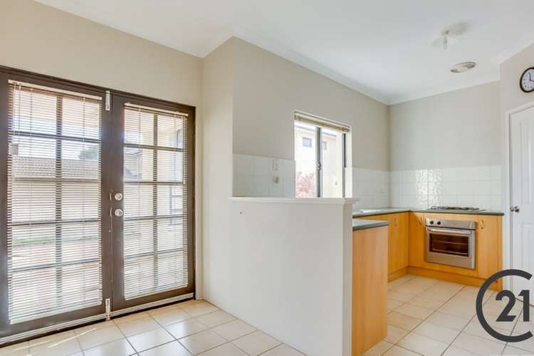 Fifth view of Homely house listing, 4/9 Hackett Street, Mandurah WA 6210