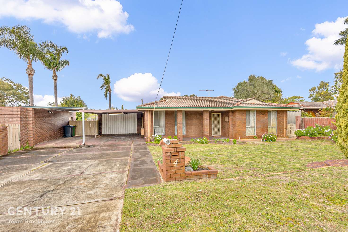 Main view of Homely house listing, 4 Newborough Place, Huntingdale WA 6110