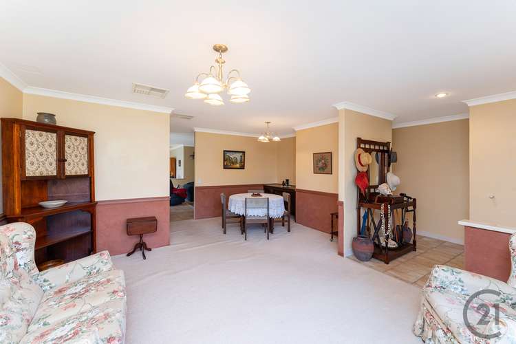 Fourth view of Homely house listing, 2 Castilloa Court, Halls Head WA 6210