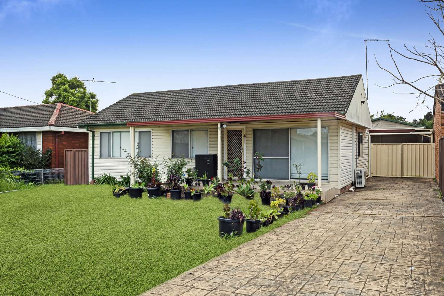 Main view of Homely house listing, 52 Fawcett Street, Glenfield NSW 2167