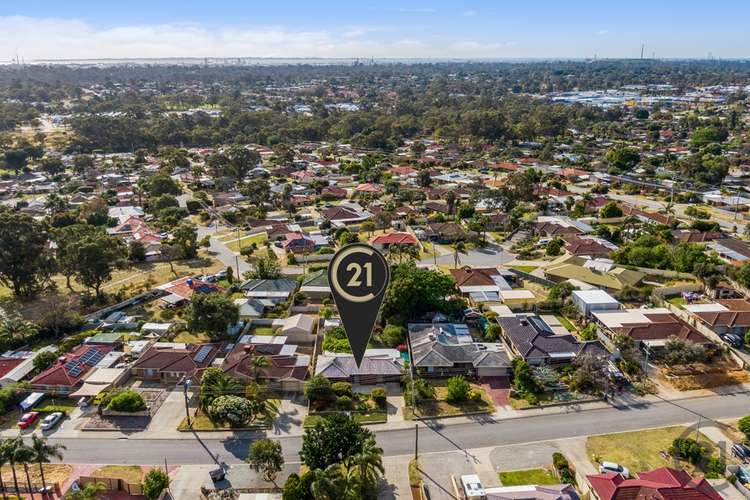 Second view of Homely house listing, 43 Skottowe Parkway, Parmelia WA 6167