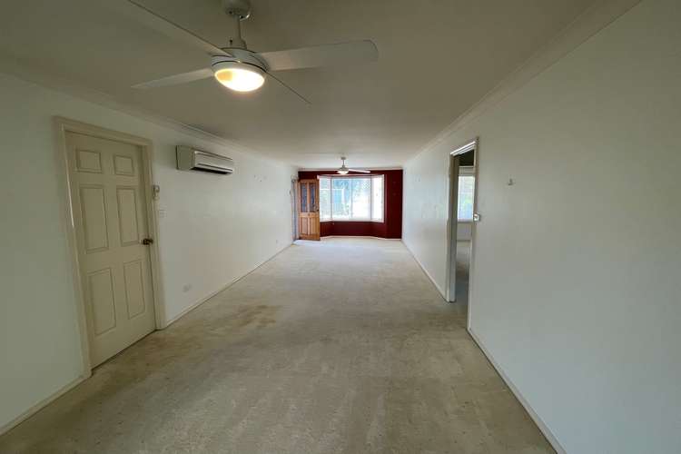 Third view of Homely villa listing, 2/4 Ibis Close, Mount Hutton NSW 2290